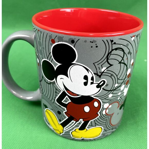 DISNEY MICKEY MOUSE 20oz Ceramic Mug‎ Coffee Tea Grey Red Yellow Black - 591 ML - Picture 1 of 5